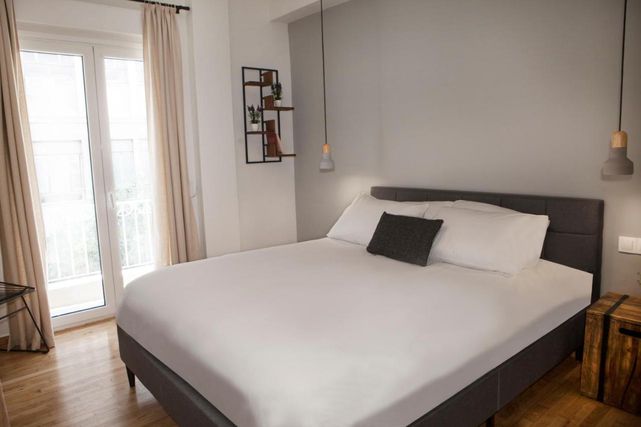 Central Comfy Modern Flat 2 Bedrooms 2 Bathrooms Афины Экстерьер фото